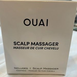 Ouai scalp massager